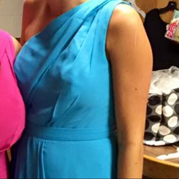 David’s Bridal Long One shoulder crinkle chiffon - Picture 3 of 5